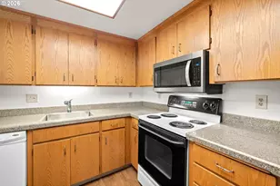 14811 NE Sacramento St, Portland, OR 97230 - Photo 11