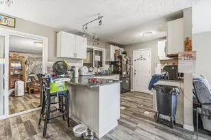 2411 Burcham St, Kelso, WA 98626 - Photo 11
