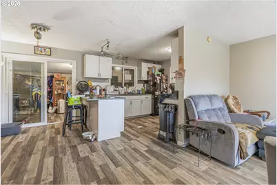2411 Burcham St, Kelso, WA 98626 - Photo 7