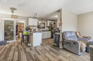 2411 Burcham St, Kelso, WA 98626 - Photo 7