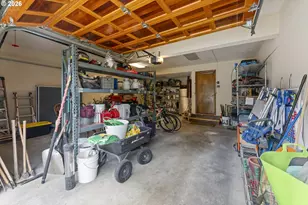 15643 NE Siskiyou Ct, Portland, OR 97230 - Photo 47
