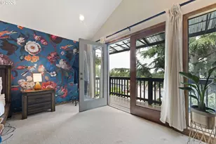 15643 NE Siskiyou Ct, Portland, OR 97230 - Photo 43