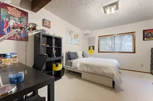 15643 NE Siskiyou Ct, Portland, OR 97230 - Photo 33