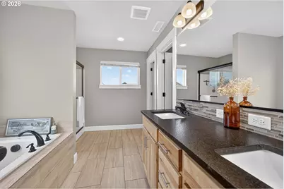 1706 NW 26th Ave, Battle Ground, WA 98604 - Photo 27