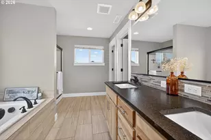 1706 NW 26th Ave, Battle Ground, WA 98604 - Photo 27