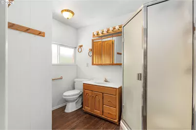 4172 Placer Rd, Wolf Creek, OR 97497 - Photo 17