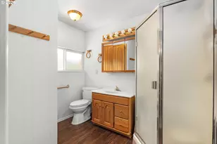 4172 Placer Rd, Wolf Creek, OR 97497 - Photo 17
