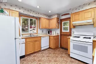 4172 Placer Rd, Wolf Creek, OR 97497 - Photo 9