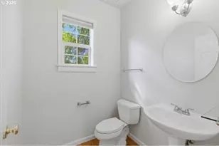 3471 Lakeside Dr, Eugene, OR 97401 - Photo 19