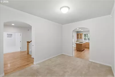 3471 Lakeside Dr, Eugene, OR 97401 - Photo 15