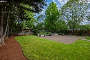 3471 Lakeside Dr, Eugene, OR 97401 - Photo 45