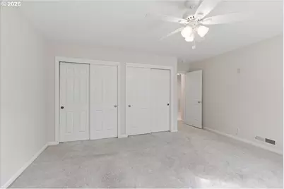 3471 Lakeside Dr, Eugene, OR 97401 - Photo 35