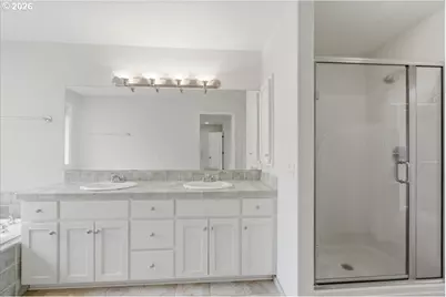 3471 Lakeside Dr, Eugene, OR 97401 - Photo 25