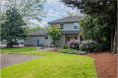 3471 Lakeside Dr, Eugene, OR 97401 - Photo 41