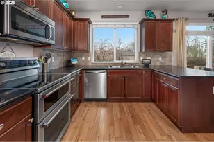 2037 SE Centurion Way, Gresham, OR 97080 - Photo 13