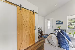 55503 Madrone Dr, Bandon, OR 97411 - Photo 7