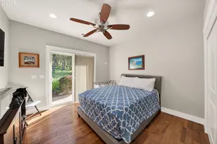 585 Pegasus Ln, Roseburg, OR 97471 - Photo 21