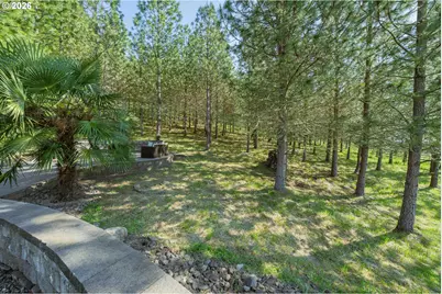 585 Pegasus Ln, Roseburg, OR 97471 - Photo 39