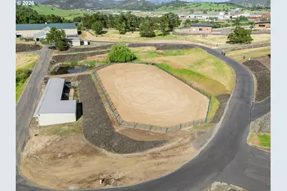 585 Pegasus Ln, Roseburg, OR 97471 - Photo 45