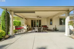 585 Pegasus Ln, Roseburg, OR 97471 - Photo 33