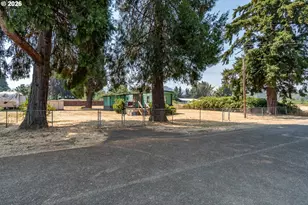 340 5th St, Dillard, OR 97432 - Photo 27
