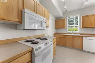 13210 SE 7th St, Vancouver, WA 98683 - Photo 9