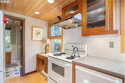 275 Ocean Ave, Manzanita, OR 97130 - Photo 11