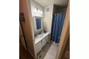 12450 SW Fischer Rd, Portland, OR 97224 - Photo 9