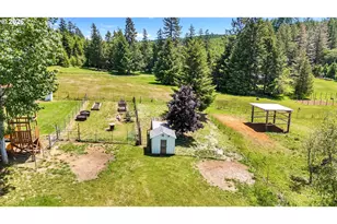 25014 Hall Rd, Cheshire, OR 97419 - Photo 47