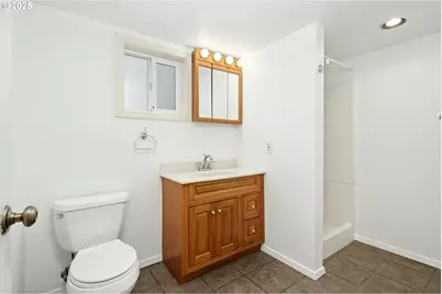 3955 SE Madison St, Portland, OR 97214 - Photo 23