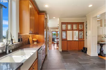 1046 NW Deerfern Loop, Camas, WA 98607 - Photo 3