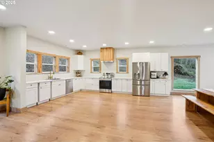 1016 Lincoln Ln, Kelso, WA 98626 - Photo 15