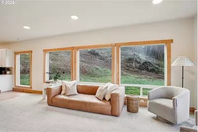 1016 Lincoln Ln, Kelso, WA 98626 - Photo 13