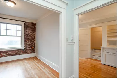 2109 NW Irving St #407, Portland, OR 97210 - Photo 9