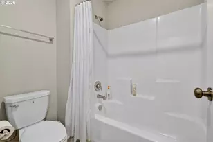 6490 SE 21st St, Gresham, OR 97080 - Photo 37