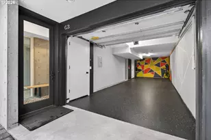 245 SW Meade St, Portland, OR 97201 - Photo 39