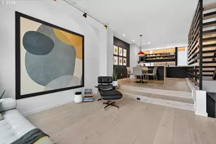 245 SW Meade St, Portland, OR 97201 - Photo 9