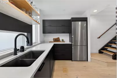 245 SW Meade St #C3, Portland, OR 97201 - Photo 21