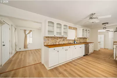 792 Clone Ave, Yoncalla, OR 97499 - Photo 9