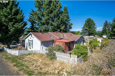 792 Clone Ave, Yoncalla, OR 97499 - Photo 1