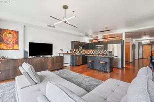 1221 SW 10th Ave, Portland, OR 97205 - Photo 15