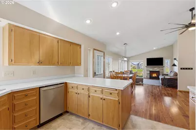 834 Cessna St, Independence, OR 97351 - Photo 11