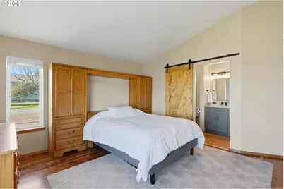 834 Cessna St, Independence, OR 97351 - Photo 13