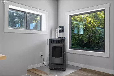 14301530163 S Wells Dr, Lincoln City, OR 97367 - Photo 7