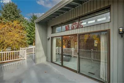 234 NE Shannon St, Hillsboro, OR 97124 - Photo 35