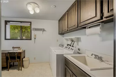 234 NE Shannon St, Hillsboro, OR 97124 - Photo 29