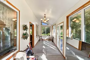 61201 Daniels Creek Rd, Coos Bay, OR 97420 - Photo 17