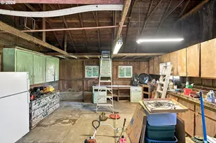 61201 Daniels Creek Rd, Coos Bay, OR 97420 - Photo 29