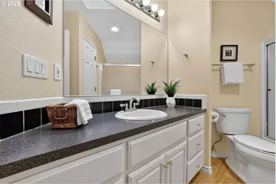 14341 SE Terrace Dr, Clackamas, OR 97015 - Photo 37