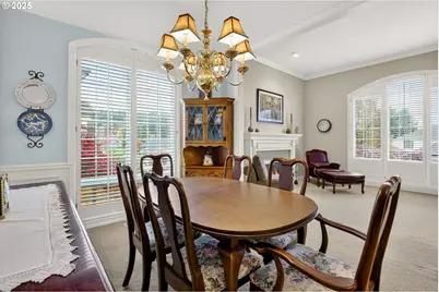 14341 SE Terrace Dr, Clackamas, OR 97015 - Photo 11